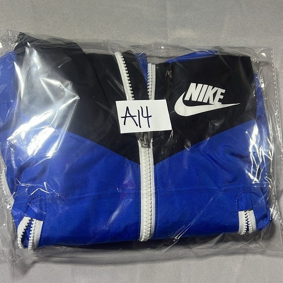 Nike 4t jacket - Picture 5 of 5